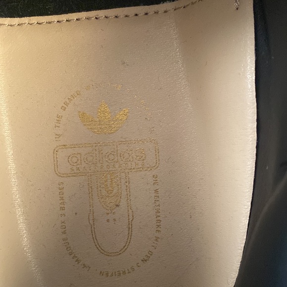 Adidas - Picture 7 of 7